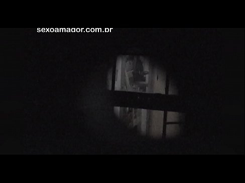 ❤️ Blondie dirakam video secara rahsia oleh intip kawasan kejiranan yang tersembunyi di sebalik batu bata kosong ️ Video persetan pada kami ms.bsglass.ru ❌